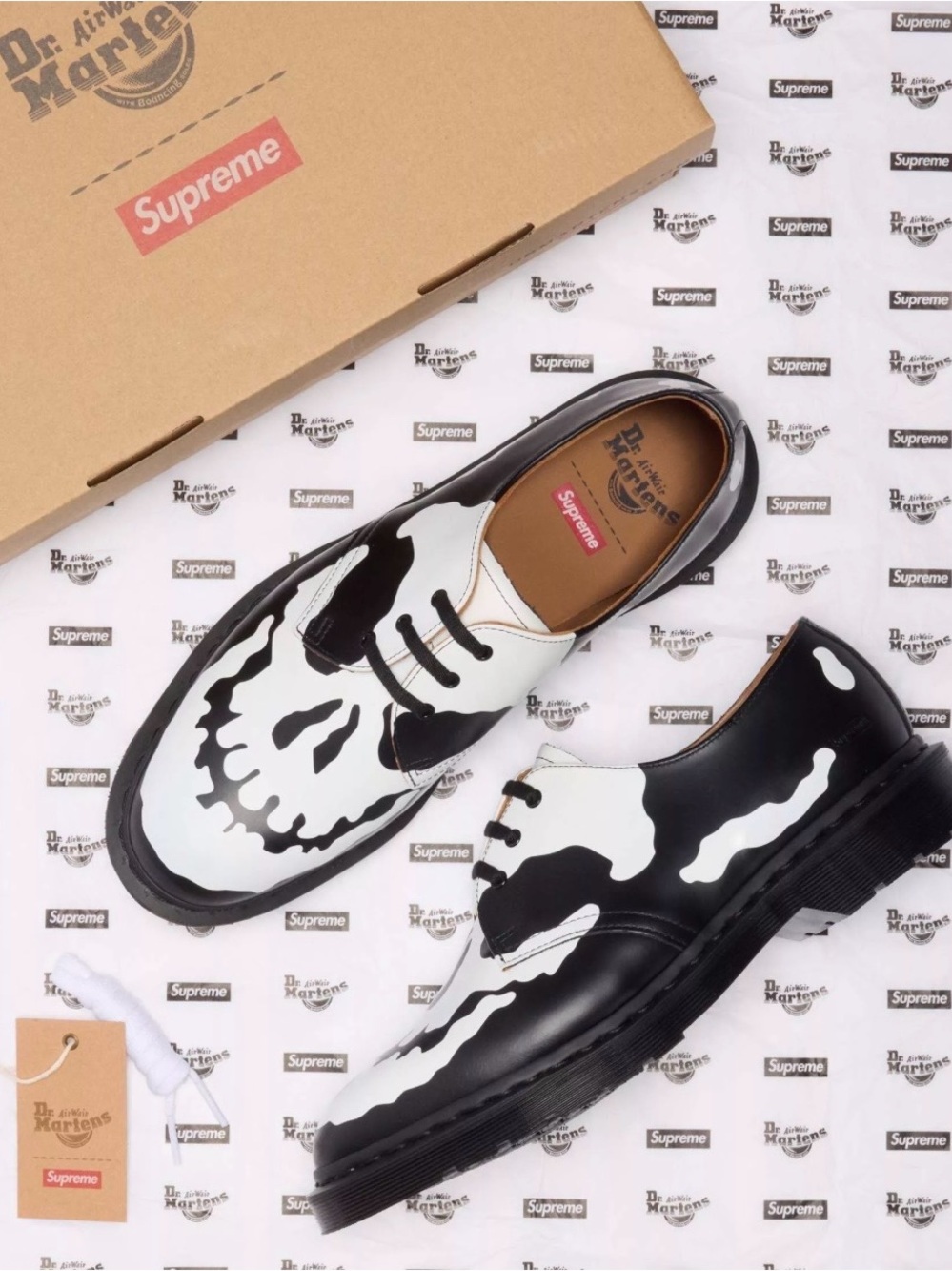 Dr Martens x Supreme 1461 Supreme Skull